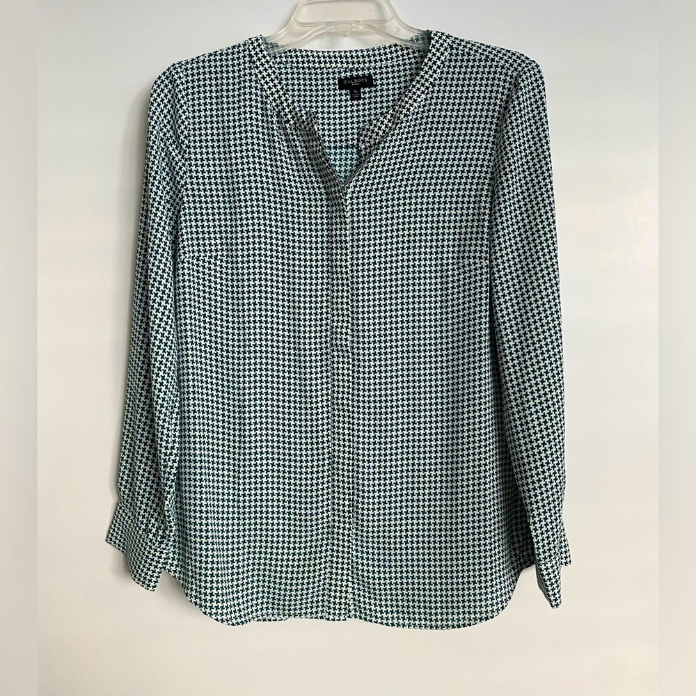Talbots Green and White Houndstooth Long Sleeve Hidden Button Up Top size PS